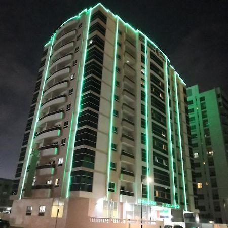 Boulevard City Suites Hotel Apartments Dubái Exterior foto