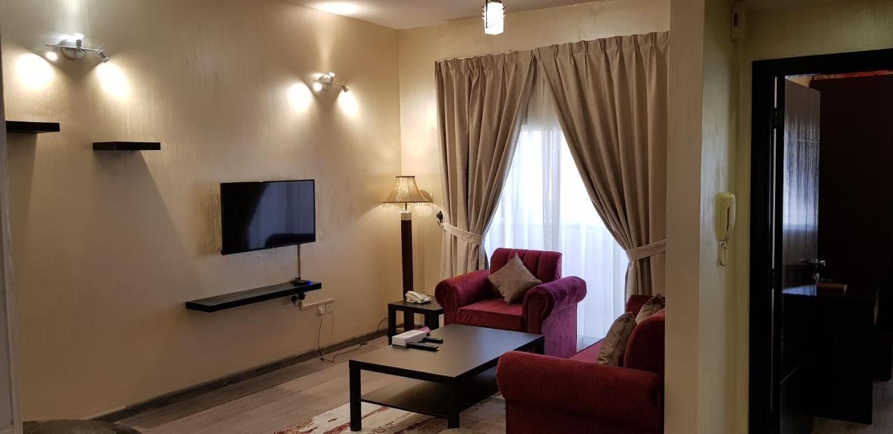Boulevard City Suites Hotel Apartments Dubái Exterior foto